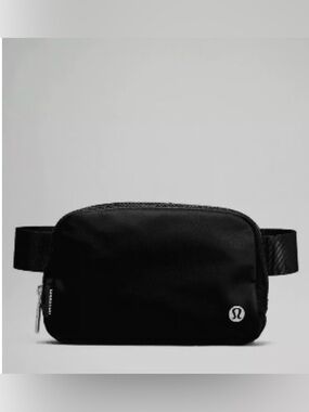 lululemon Belt Bag 2L